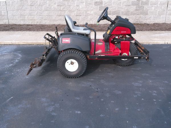 2012 Toro Sand Pro 3040 Bunker Rake - Image 2