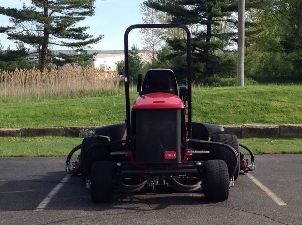 Toro Reelmaster 5410-D Fairway Mower w/Crosstrax - Image 11