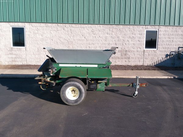 Turfco Widespin 1540 EC Topdresser - Image 3