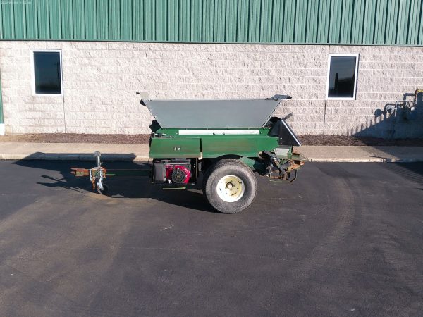 Turfco Widespin 1540 EC Topdresser - Image 4