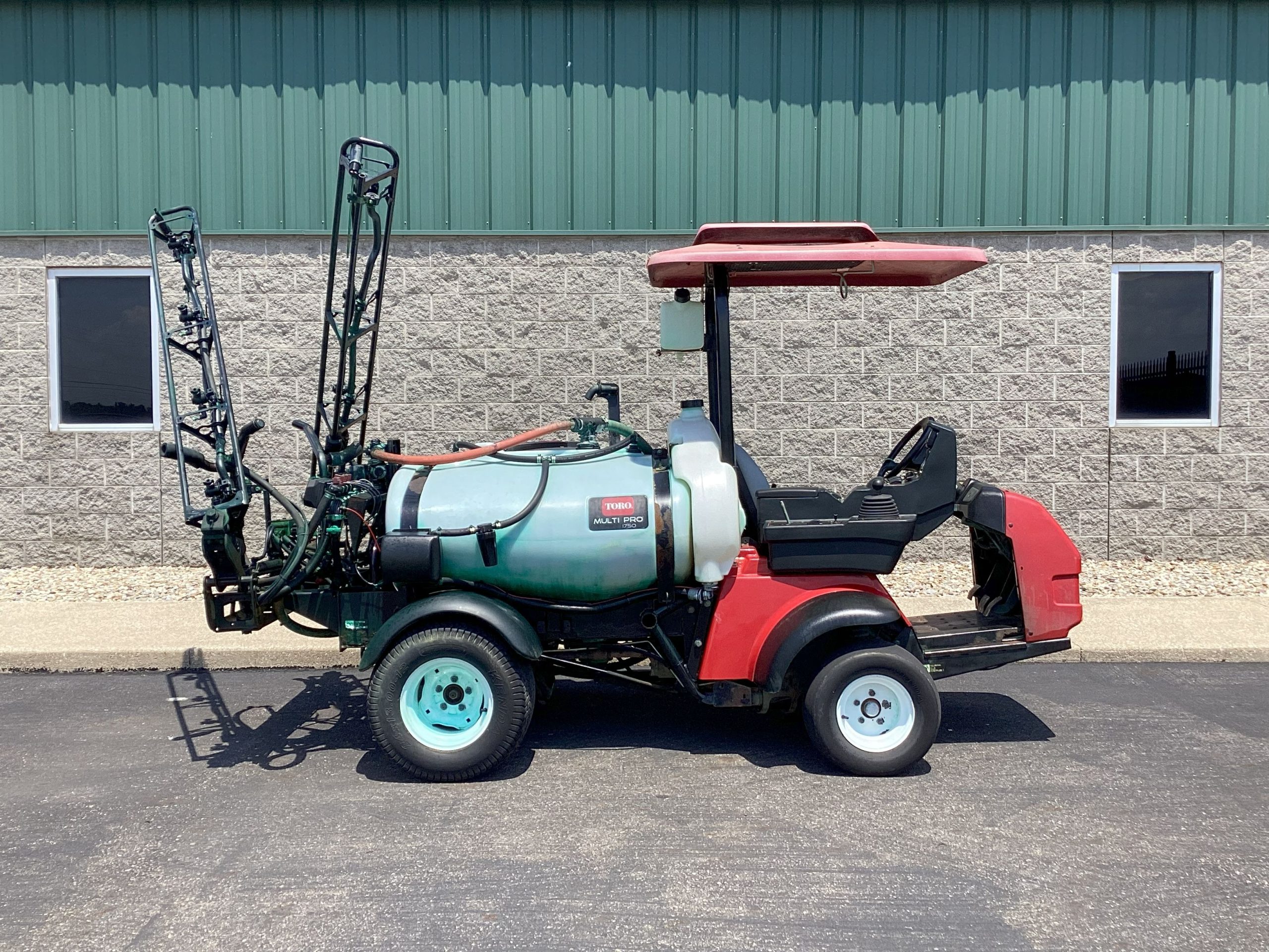 2018 Toro MultiPro 1750 Sprayer - Image 3