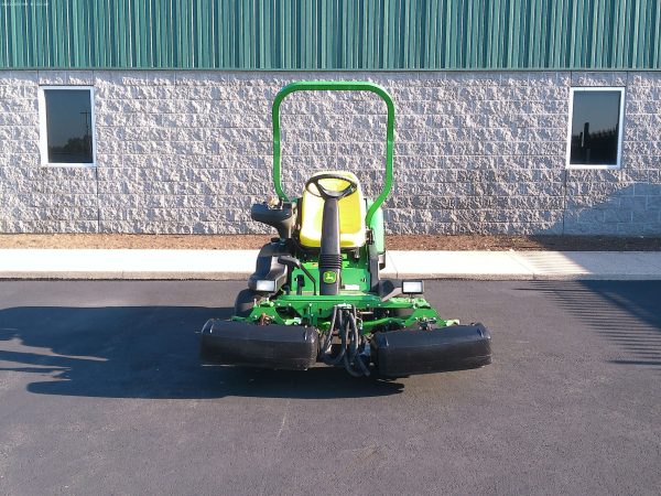 John Deere 2500B Greensmower - Image 4