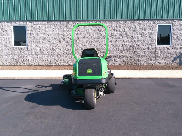 John Deere 2500B Greensmower - Image 9