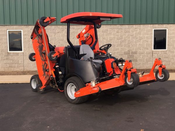 Jacobsen HR9016 Rotary Mower, 4wd - 16' - Image 11