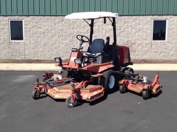 2006 Toro Groundsmaster 4000-D Rotary Mower - Image 10