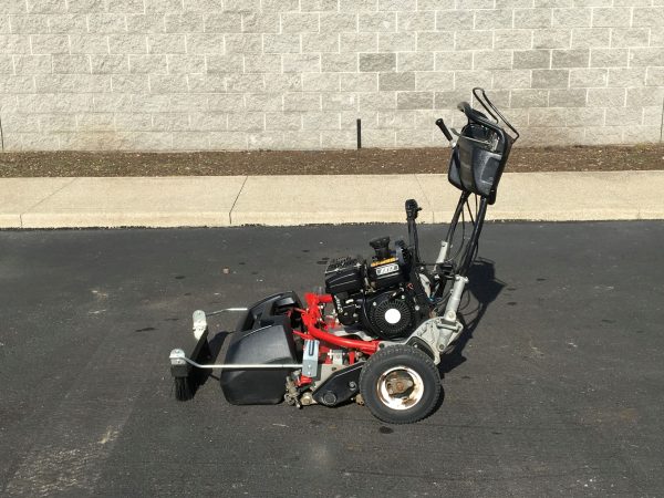 2017 Toro Greensmaster FLEX 2120 - Image 3