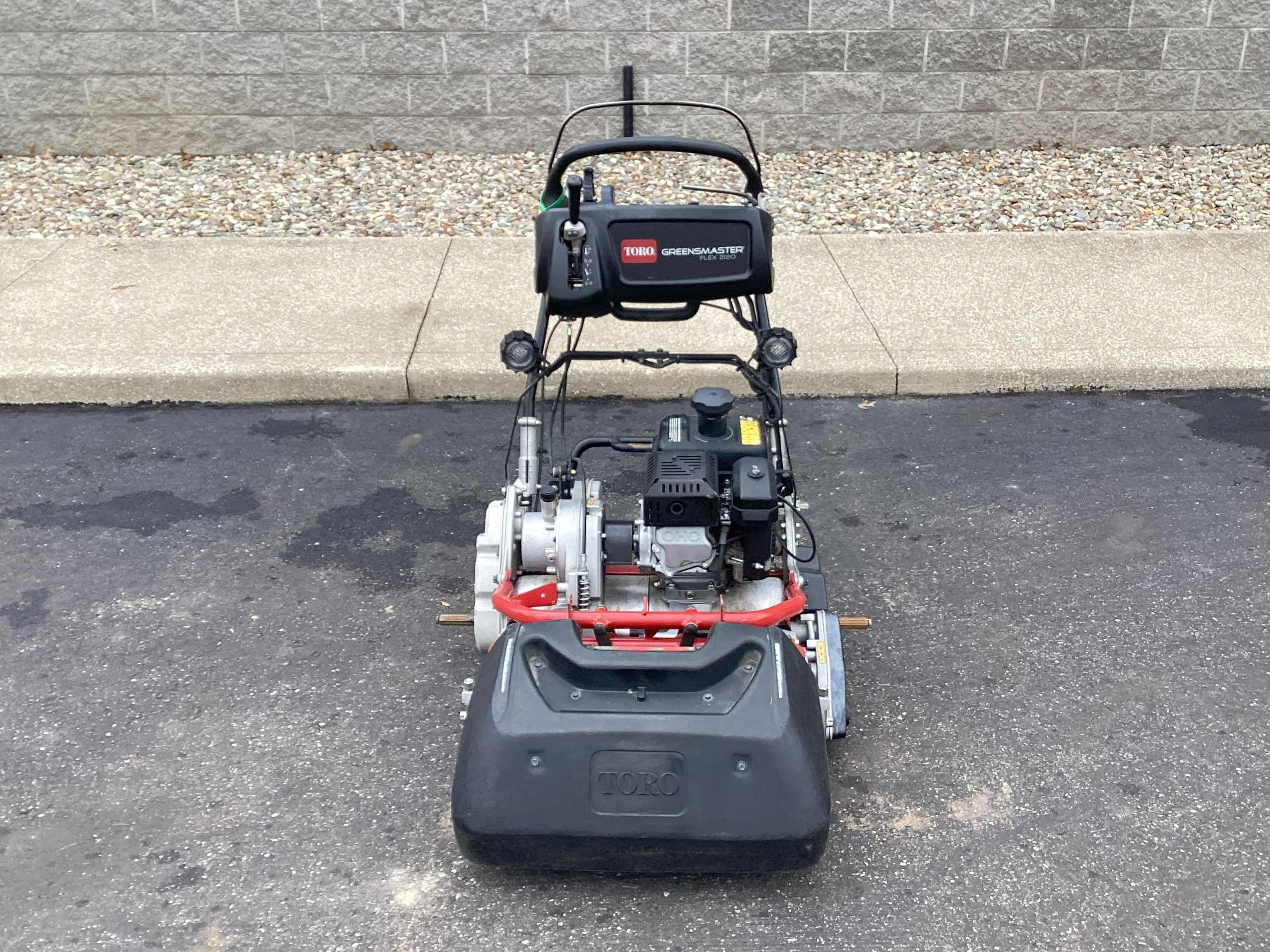 2016 Toro Greensmaster FLEX 2120 Walk Behind - Image 4