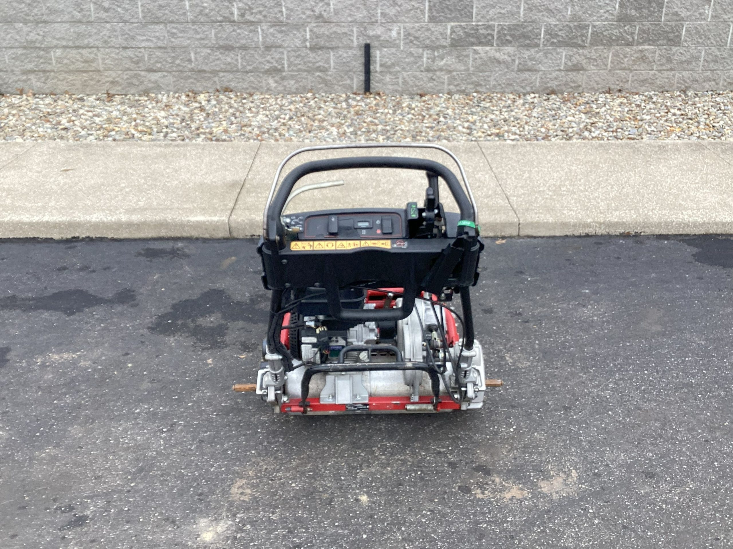 2016 Toro Greensmaster FLEX 2120 Walk Behind - Image 3
