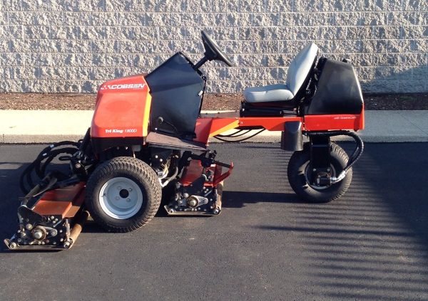 Jacobsen TriKing 1900-D Trim Mower - Image 6