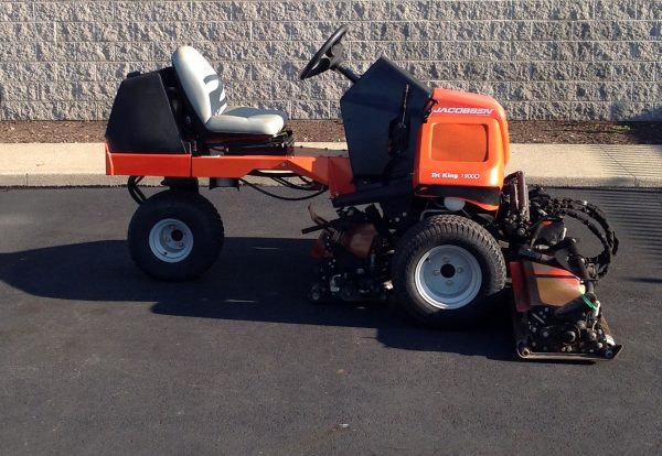 Jacobsen TriKing 1900-D Trim Mower - Image 7