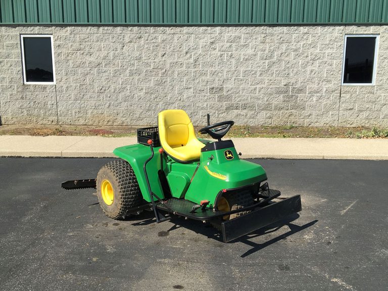 Used Bunker Rake Machine John Deere 1200A Bunker Rake - Cutter Online