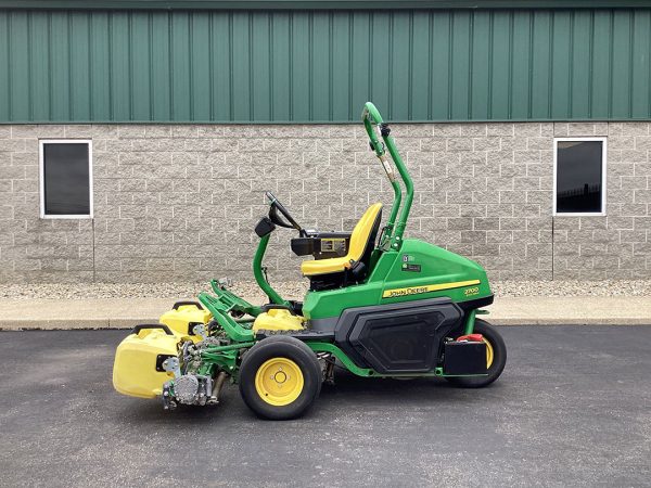 John Deere 2700 E-Cut