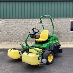 John Deere 2700 E-Cut Hybrid Green Mower