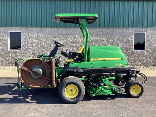 John Deere 9009A TerrainCut Rotary Mower - Image 7