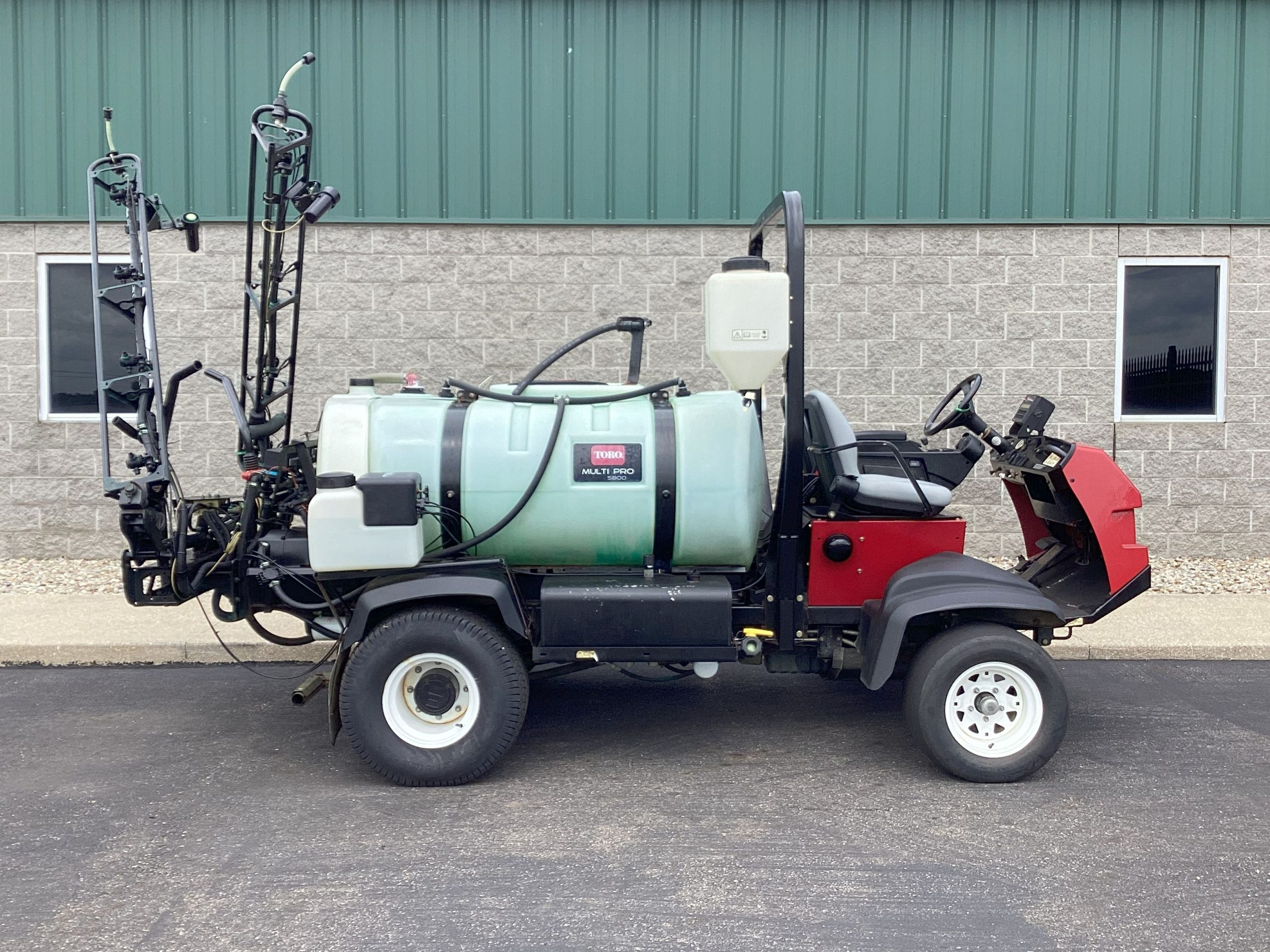 2013 Toro MultiPro 5800-D Sprayer - Image 5