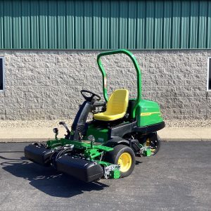 2022 John Deere 2400 Greens Mower